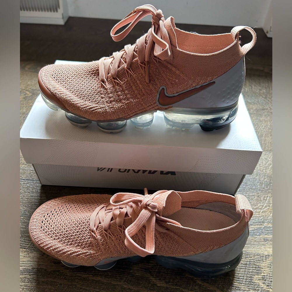 Nike Air Vapormax in Rose Gold and Gray